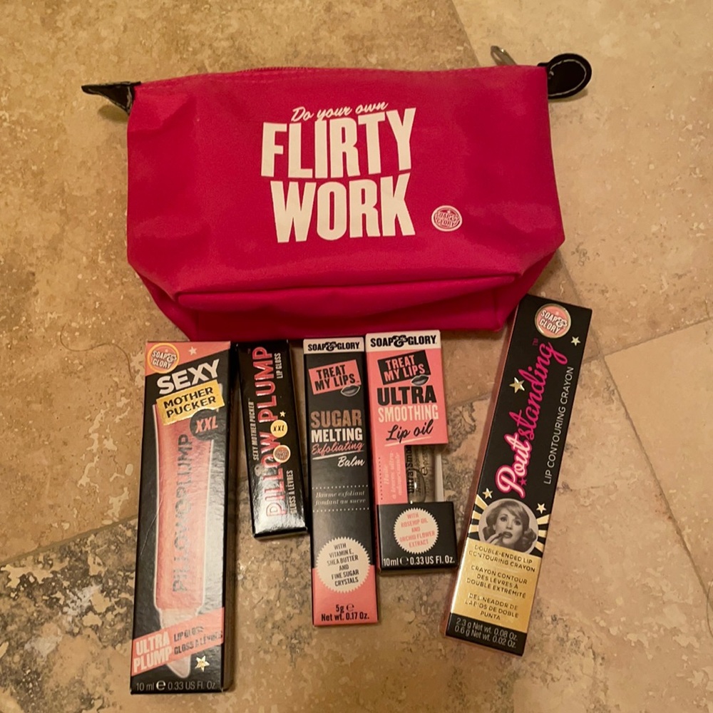 Soap and glory makeup bundle!
